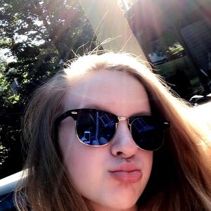 Meet your Posher, •smexy queen•